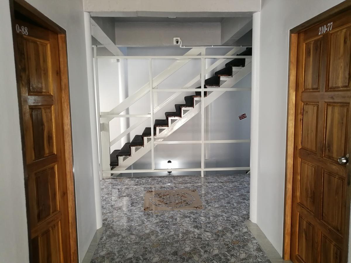 Easy Rooms And Minimart Ko Lanta Buitenkant foto