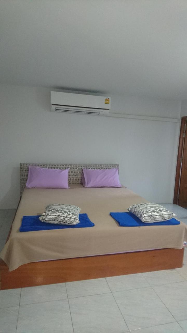 Easy Rooms And Minimart Ko Lanta Buitenkant foto